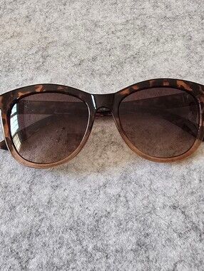 Tortoiseshell Women's Sunglasses - Brown Lens